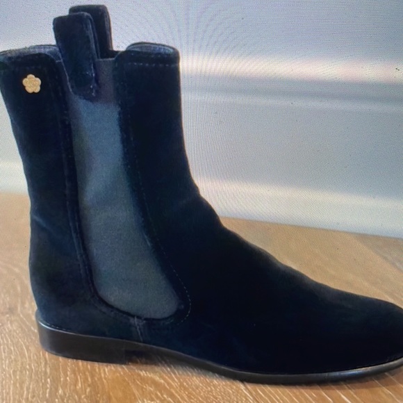 CHANEL Authentic Black Velvet Short Boots SIZE 38.5 - Picture 4 of 7